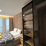 Mountain Apartment *