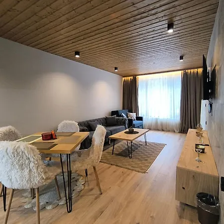 Apartment Mountain *